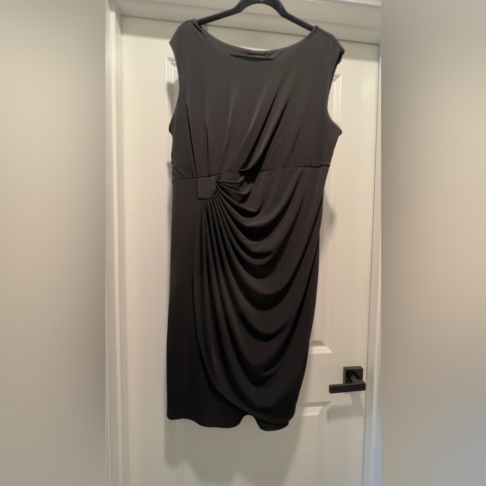En Focus Women’s Plus Draped Mini Dress-Black